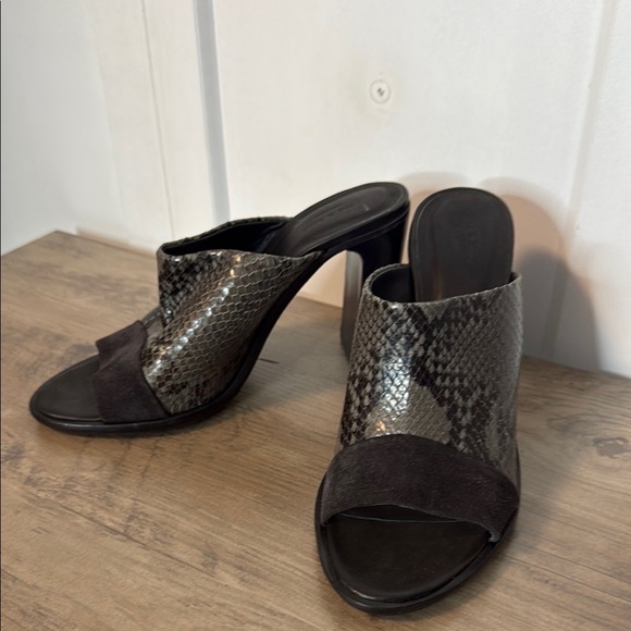Rag & Bone Black and olive green Snake Print Mules - leather - 8 - Picture 1 of 7